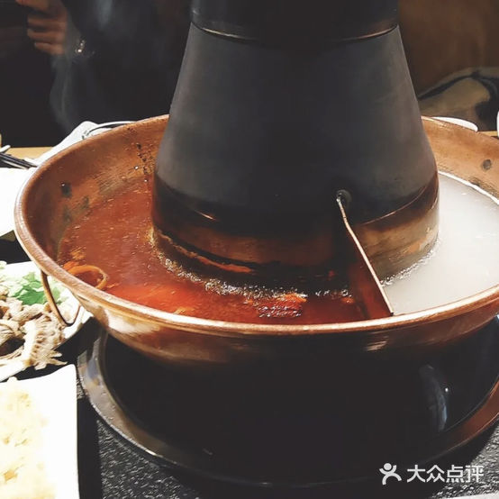 聚财传统火锅(友谊街店)