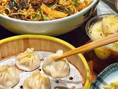 -李犟大爆鳝面·手工蟹黄包(湖滨西湖店)