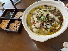 -雅和生态渔庄·宜城锅巴饭(龙灵山公园店)