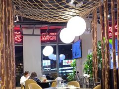 大堂-日进一片海.生腌海鲜火锅.宵夜烧烤(三里屯总店)