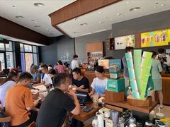 -星巴克(深圳龙华和平里店)