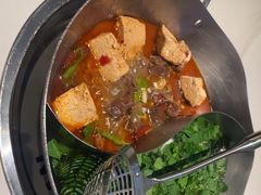-左庭右院鲜牛肉火锅(金山万达店)