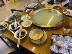 -颜氏双江清水鱼一养身火锅(磁器口店)