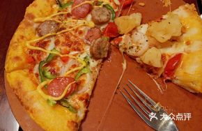 German Sausage Pizza
