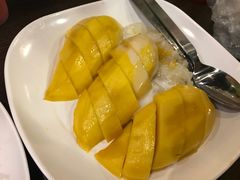 -芒果糯米饭摊子