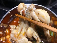 -鸿顺老铁锅美蛙鱼府(解放碑店)