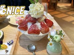 草莓空气冰-ROIIN用心(武汉首店)
