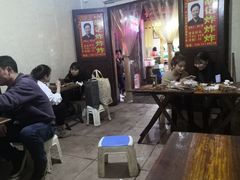 大堂-胡仁根胡记炸炸炸