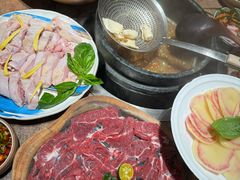 -蘑界·野生菌火锅(深业上城店)