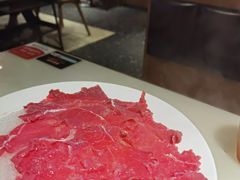 鲜切极品牛肉-小骨煲金华砂锅(转塘金街美地店)