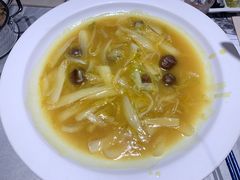 老鸡汤栗子扒白菜-小大董·烤鸭(凤凰汇店)