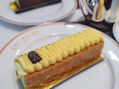 -Angelina安吉丽娜(恒隆广场店)