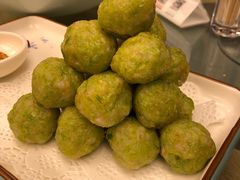 鲜虾芹菜丸-品海楼·大连海胆锅贴馆(东港店)