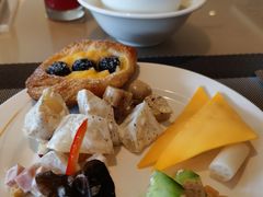 -天津梅江中心皇冠假日酒店