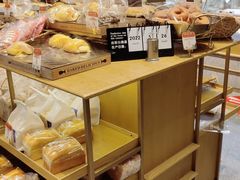 面包甜点陈列柜-西村叔叔的店·面包·甜品·蛋糕(崂山丽达店)