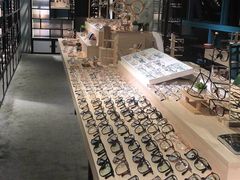 -Trend1881视光·蔡司视觉(领展广场店)