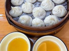 蟹粉小笼-颐缘居·南翔小笼馆