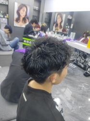 -米可造型烫发染发