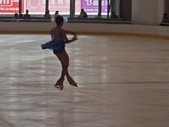 -冰纷万象滑冰场(深圳万象城店)