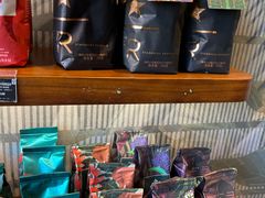 -星巴克臻选(北京太阳宫凯德店)