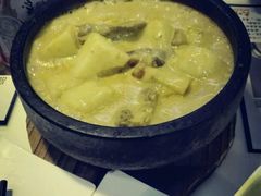 -新大咀港式茶餐厅(宝山万达店)