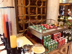-万达瑞华酒店美食汇自助餐厅(楚河汉街店)