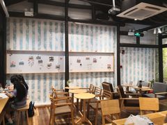 -猫的天空之城概念书店(杭州南宋御街店)