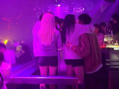 -V AMUSING CLUB·酒吧(银河中心店)