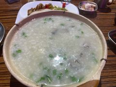 -蚝堡海鲜·威海菜·海肠捞饭·烧烤·亚洲吃蚝公司(幸福门店)