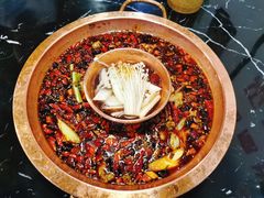 -巴隆门重庆老火锅(太湖路店)