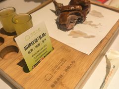 红烧乳鸽-汤城小厨•粤菜•靓汤(金宝街店)