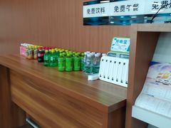 -利豪广厦吉利专营店