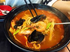 辣海鲜面-米屋石锅拌饭(师大店)