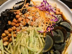 -万里闯关东铁锅炖菜馆(高新旗舰店)