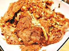 香伴腱子肉-大众跷脚牛肉馆·非遗传承单位(峨眉山店)