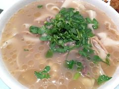 -萧记三鲜烩面美食城(郑汴路店)