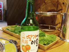 -青瓦炭韩潮烤肉(花园道店)