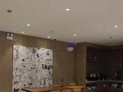 -汉庭优佳(上海娄山关路地铁站店)