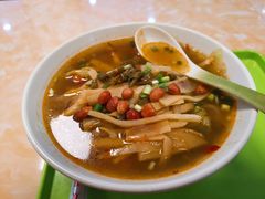 -卓雅桂林米粉