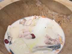 -云荷里·蒸汽石锅鱼·云南菜(中发百旺店)