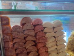 -Bánh Mì Huynh Hoa