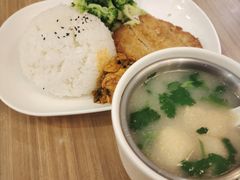 -小杨生煎(杭州东站店)
