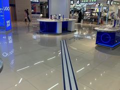 -优购镜仓(黄岛吾悦店)
