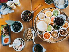 -包整·丝娃娃(一览甲秀楼风景店)