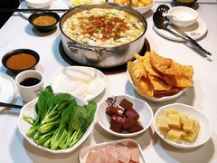 德林酸菜鱼-德林酸菜鱼火锅(南丹店)