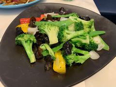 -港丽餐厅(高德置地店)