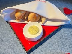 前菜面包-弦月窗LUNETTE BY AMANDA(复兴路店)