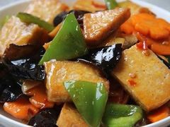 -蜗牛小馆醉乡民谣云南菜(惠新西里店)