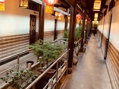 -唔呶喔哩酒家(生产街店)
