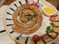煎莫斯科香肠配黑椒汁-俄士厨房(时代天街店)